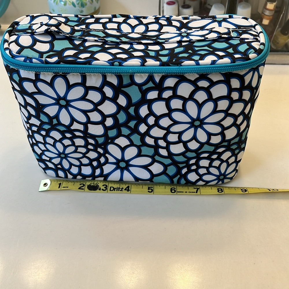 Cosmetic Bag Set - Picture 4 of 7